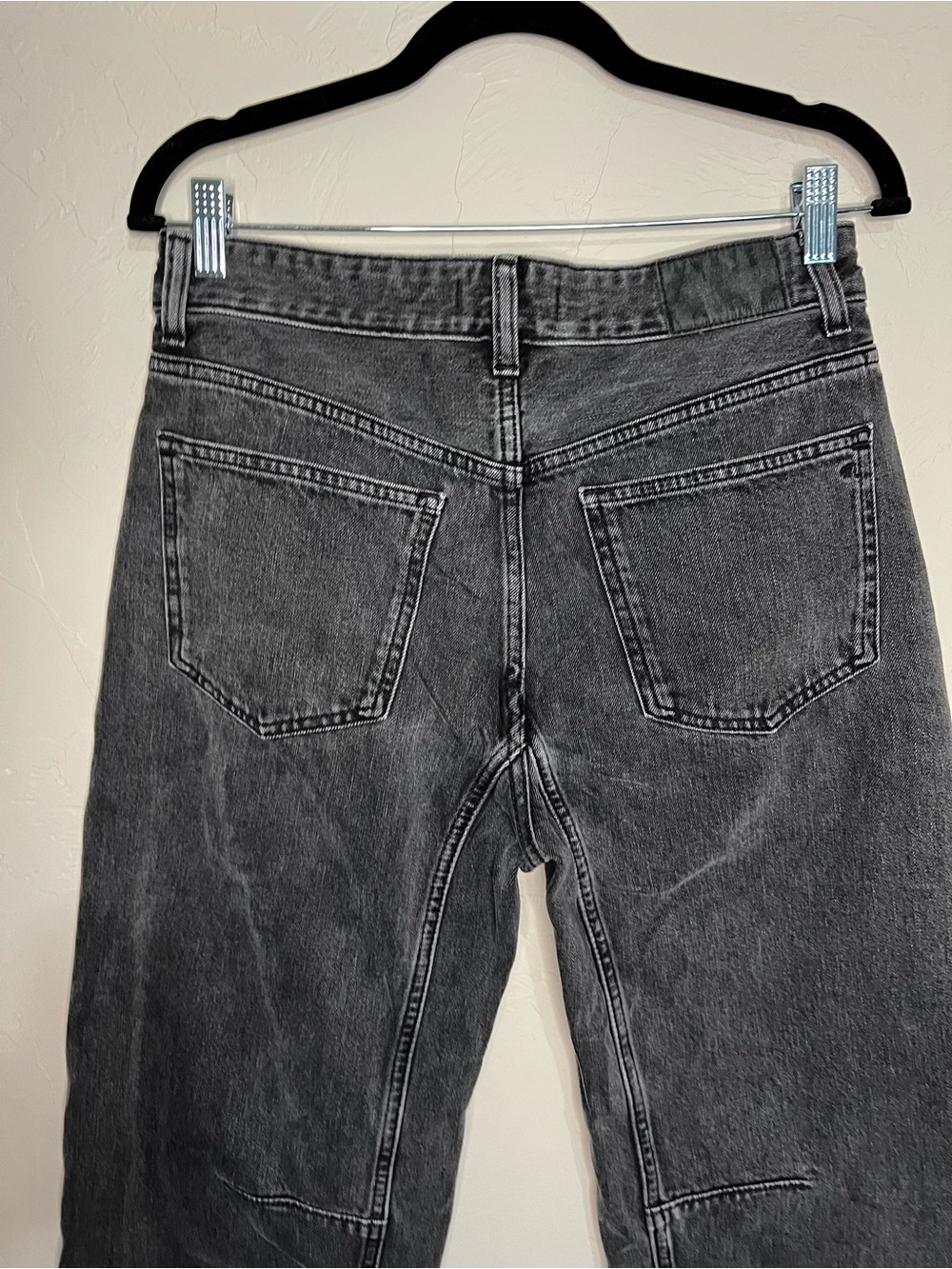 Madewell The Darted Barrel Leg Olenda Washed Black Button Fly Denim Jeans - Picture 8 of 11